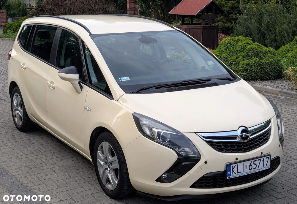 Opel Zafira - 15