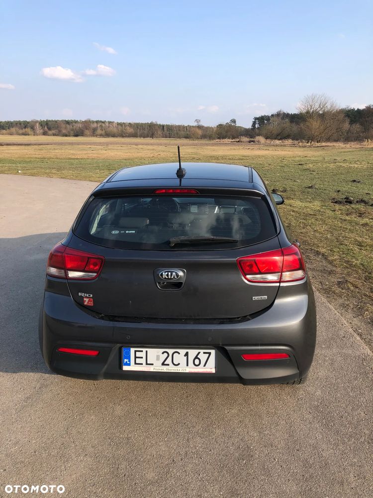 Kia Rio 1.4 crdi L - 8