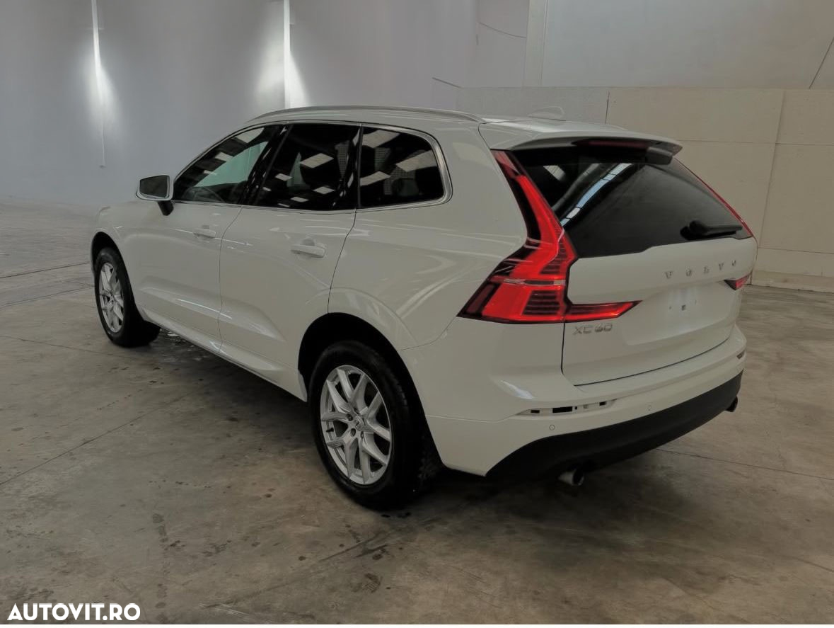 Volvo XC 60 B4 D AWD Geartronic Momentum - 3