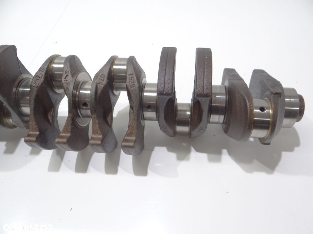 WAŁ KORBOWY BMW E60 N53B25A OE - 12