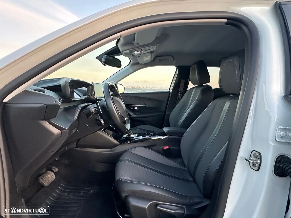 Peugeot 2008 PureTech 130 EAT8 Allure Pack - 11