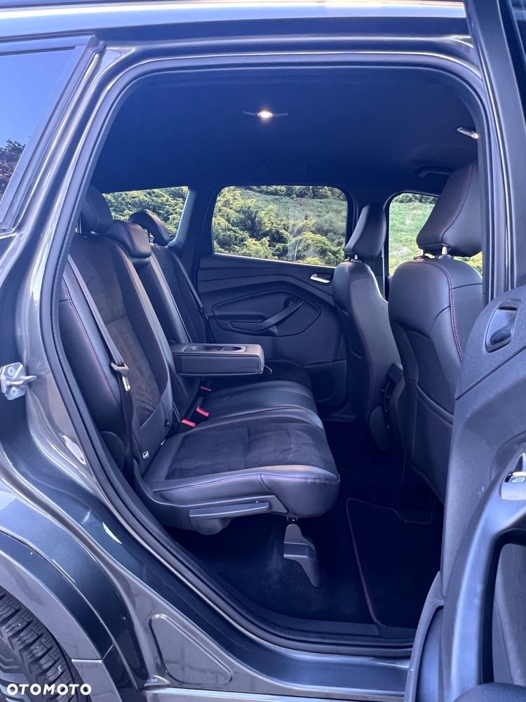 Ford Kuga 2.0 TDCi AWD ST-Line - 28