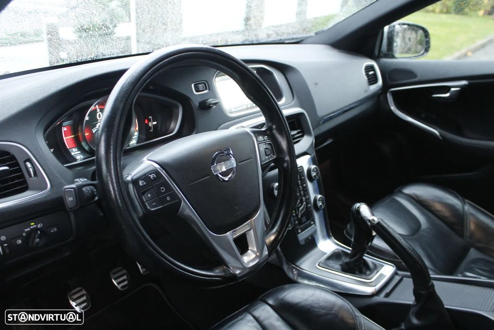 Volvo V40 1.6 D2 R-Design - 12