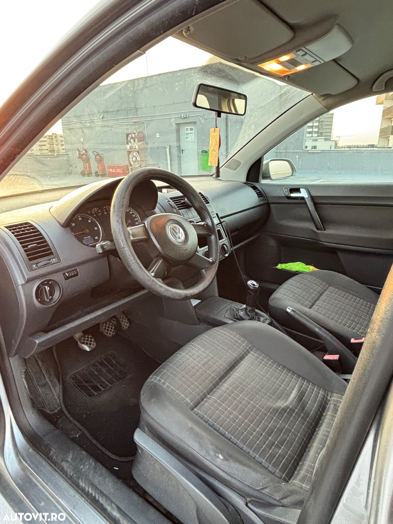 Volkswagen Polo - 9