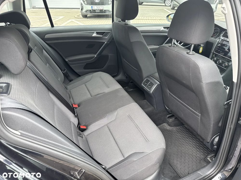 Volkswagen Golf 1.5 TSI BMT Comfortline DSG - 13