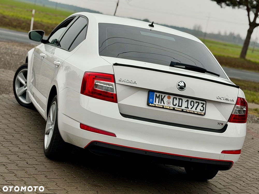 Skoda Octavia 2.0 TDI Sport Edition - 29