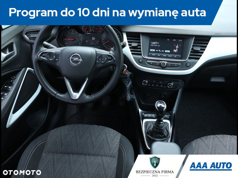 Opel Crossland X - 8
