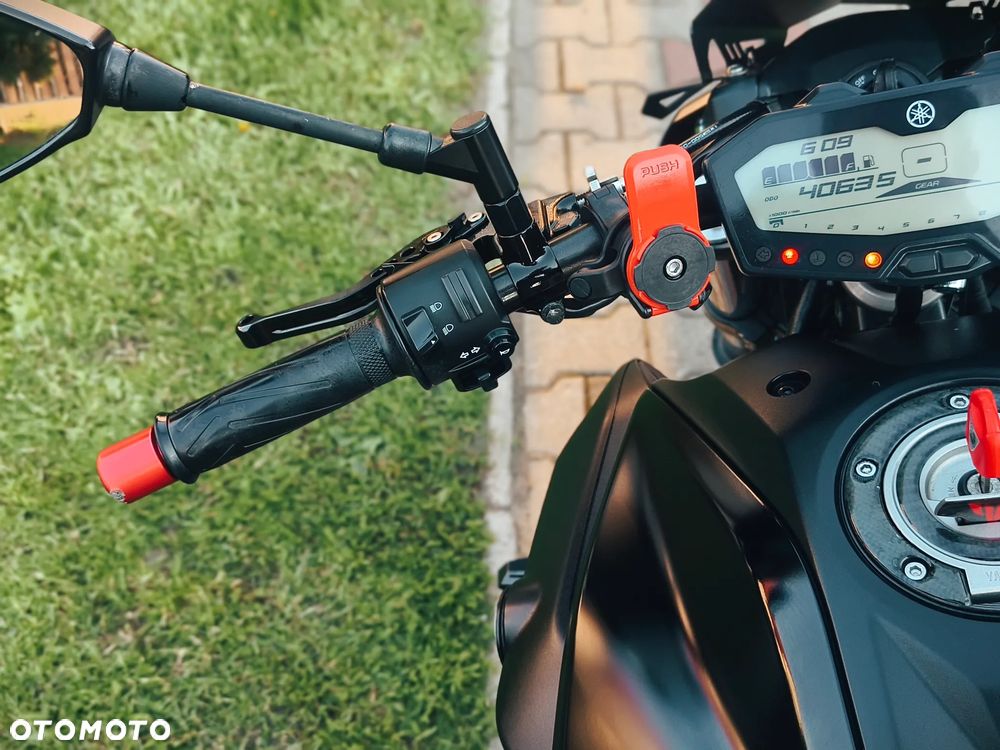 Yamaha MT - 13