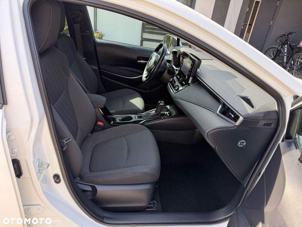 Toyota Corolla 1.8 Hybrid GPF Comfort - 32