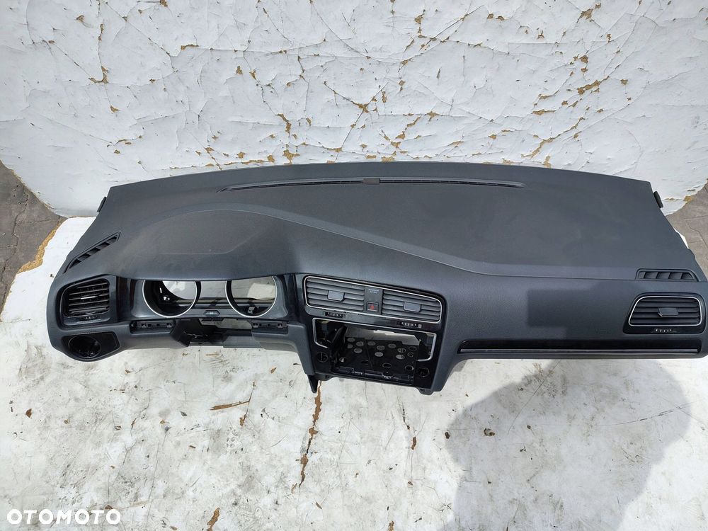 DESKA ROZDZIELCZA KONSOLA VOLKSWAGEN GOLF 7 VII GTD - 11