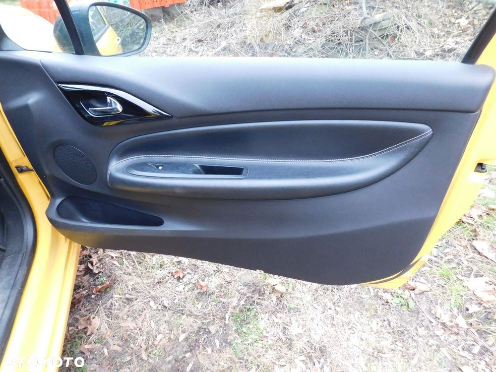 fotel kanapa CITROEN DS3 09-16 komplet - 3