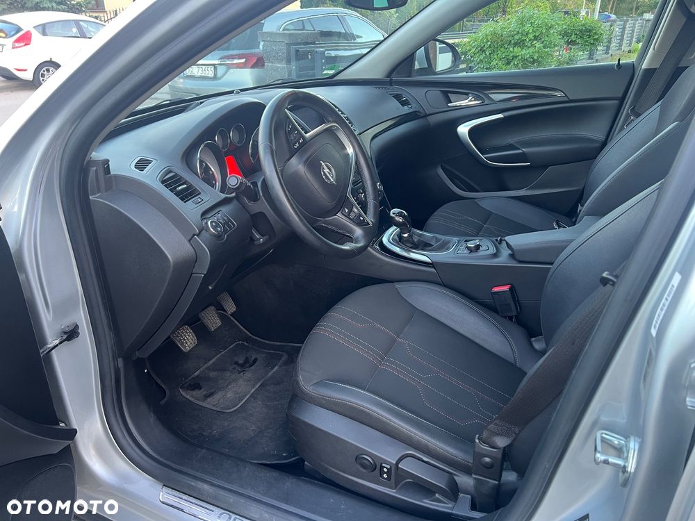 Opel Insignia - 13