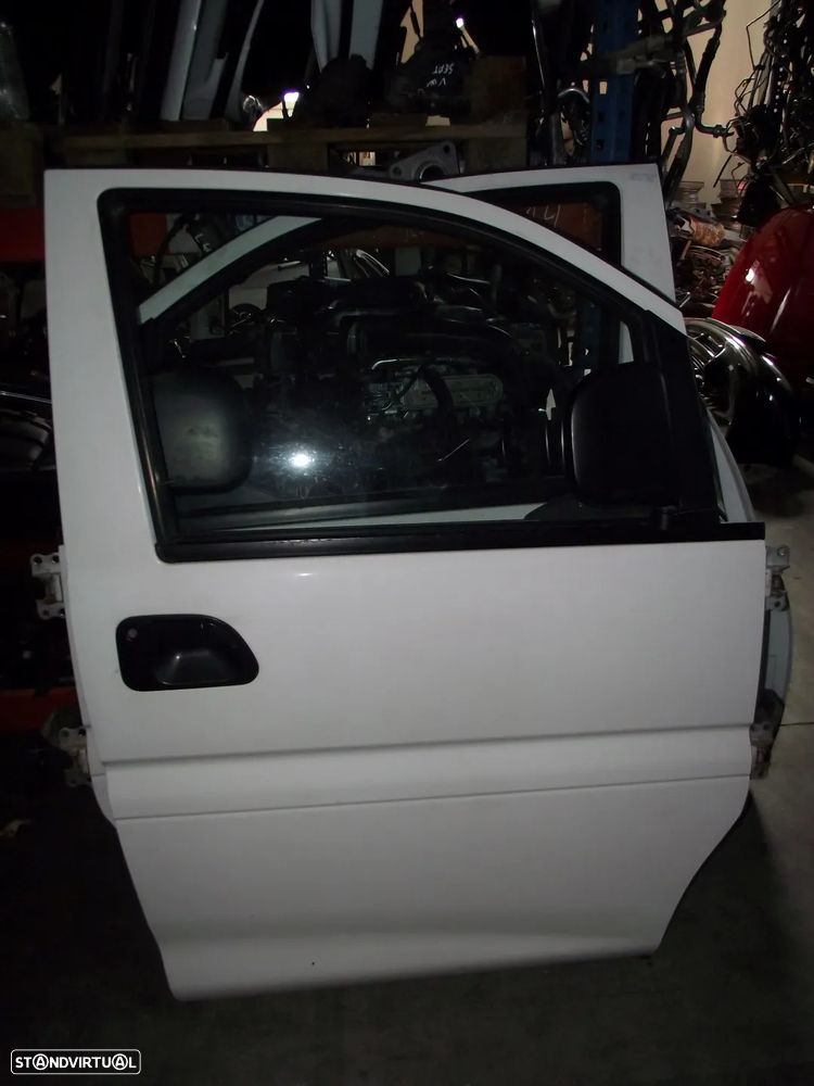 Porta Frente Direita Mitsubishi L400 - 1999 / 2024 - 1