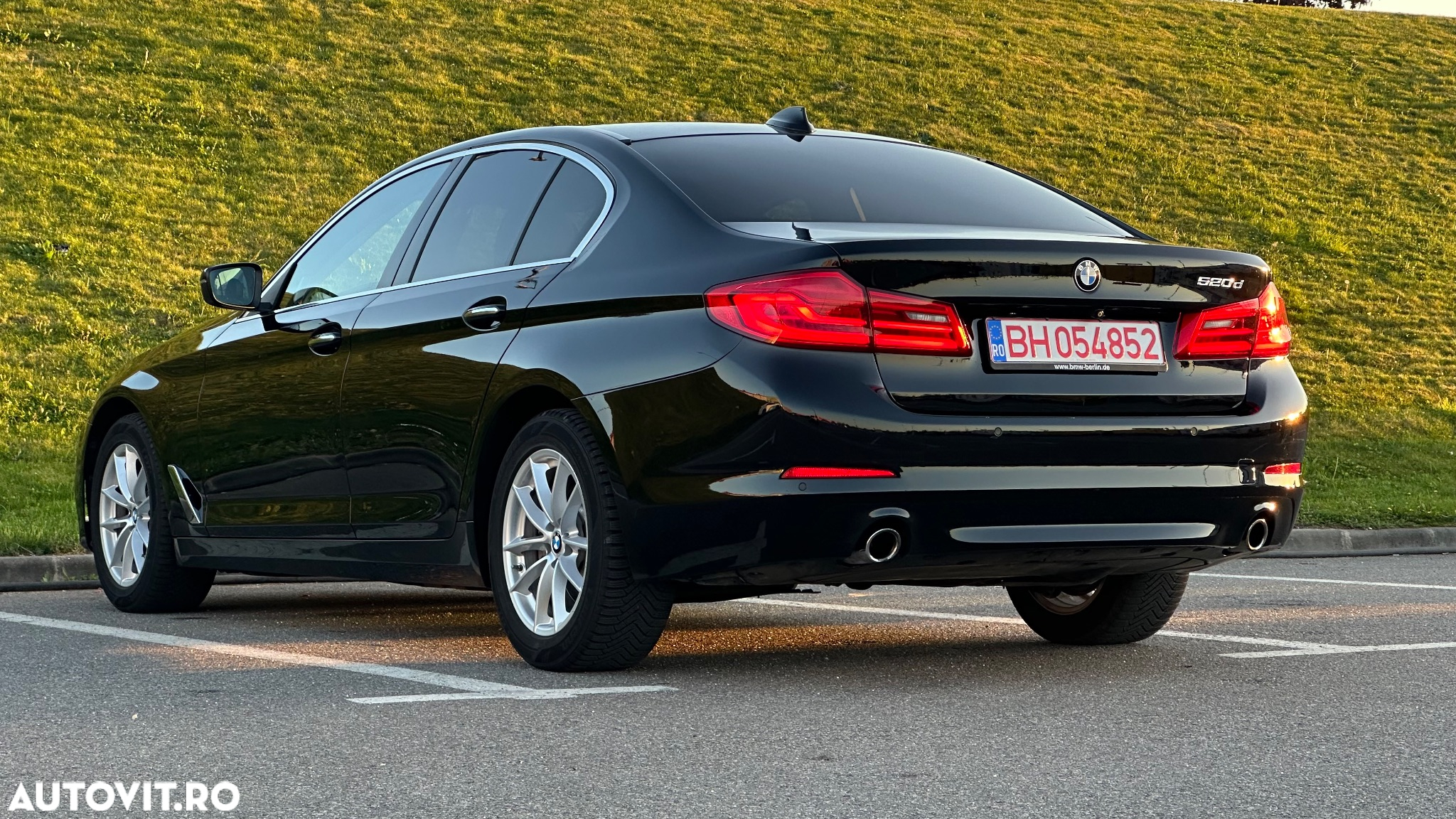 BMW Seria 5 520d AT - 4