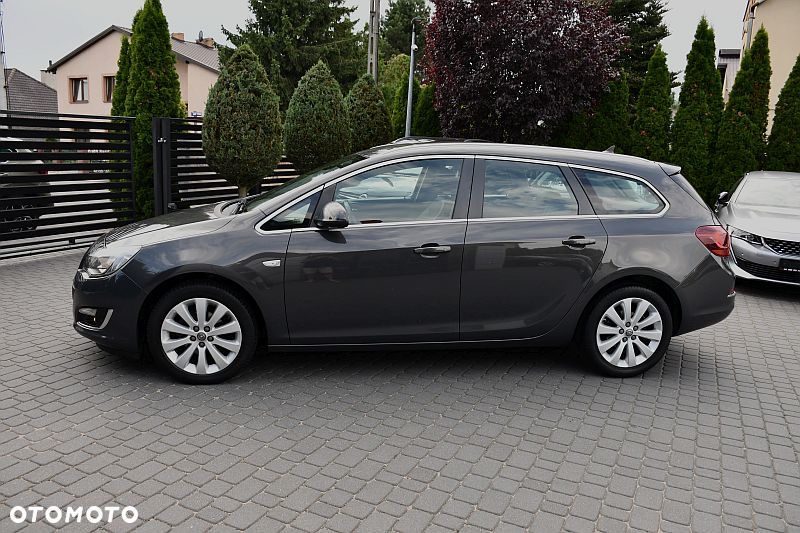 Opel Astra 1.4 Turbo Cosmo - 26