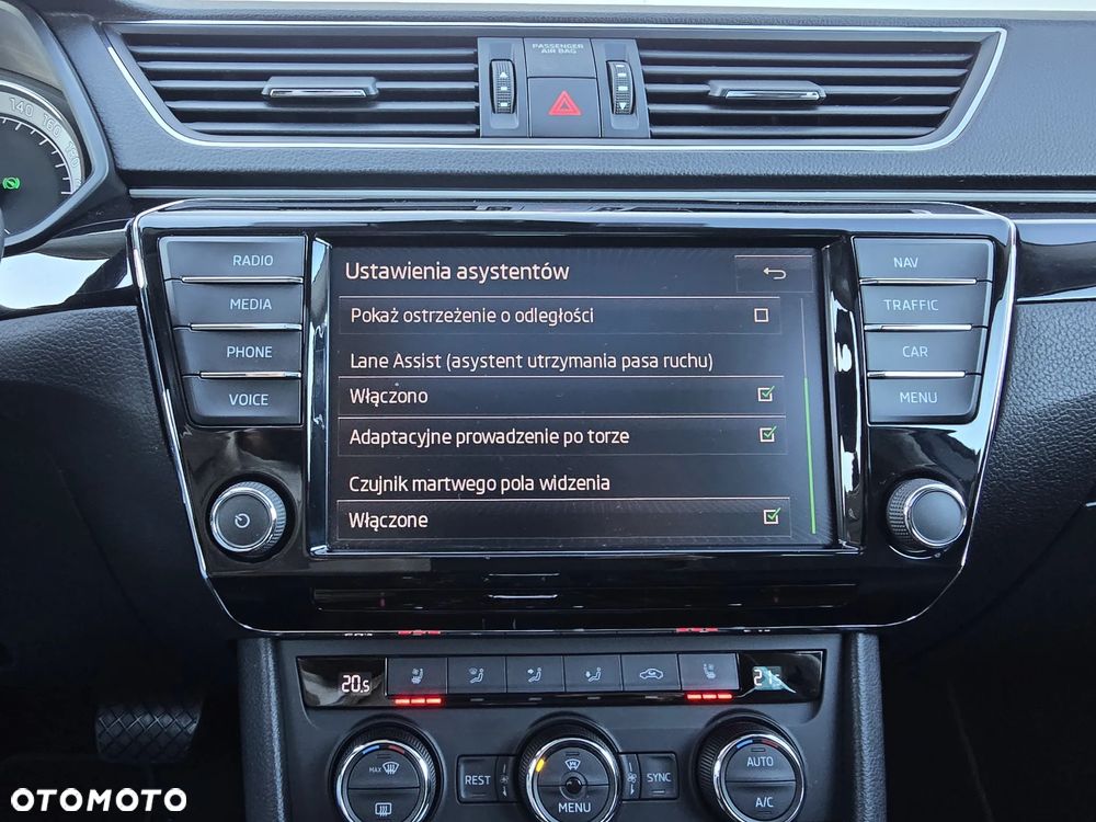 Skoda Superb 2.0 TDI L&K DSG - 19