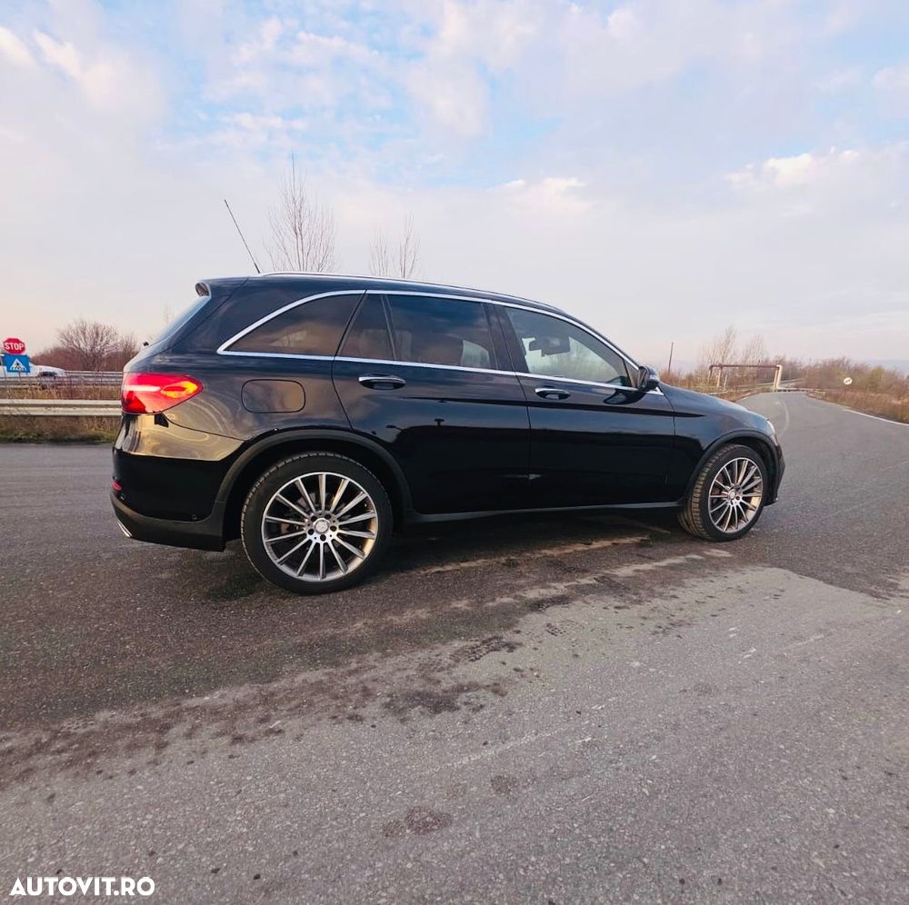 Mercedes-Benz GLC 220 d 4Matic 9G-TRONIC AMG Line - 5