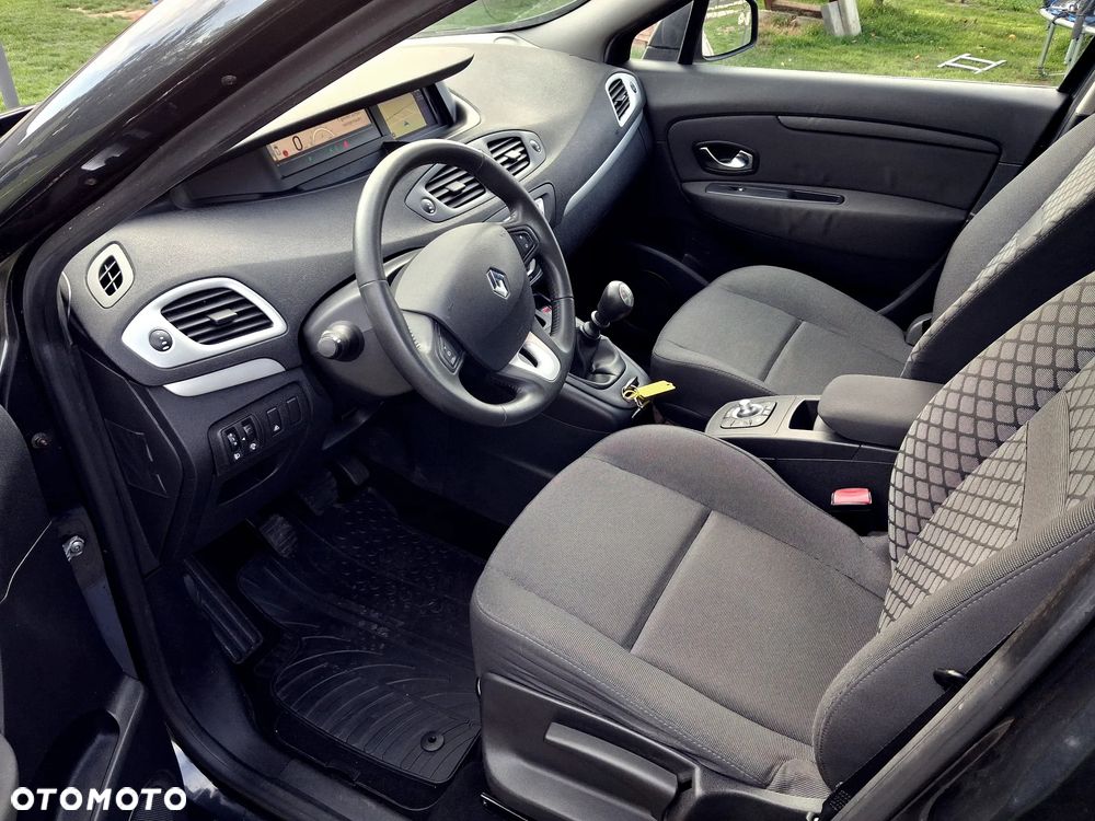 Renault Scenic 1.6 16V 110 Expression - 15