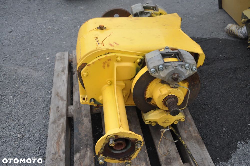 Hydromotor silnik skrzynia New Holland TX 65 66 67 68 - 13