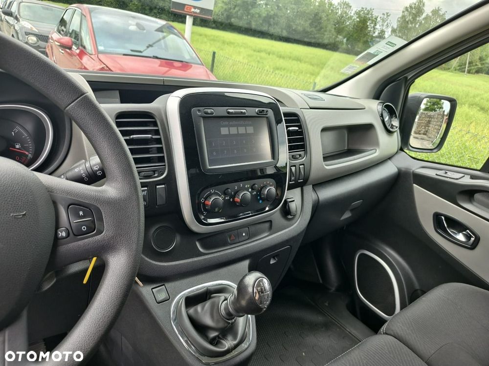 Renault Trafic - 9
