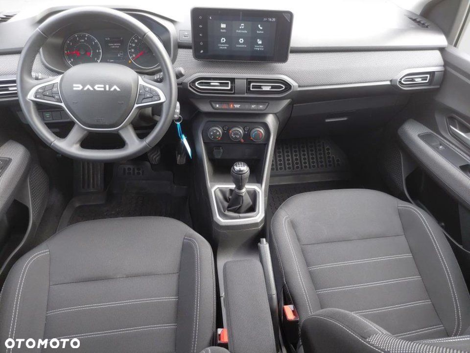 Dacia Sandero - 5