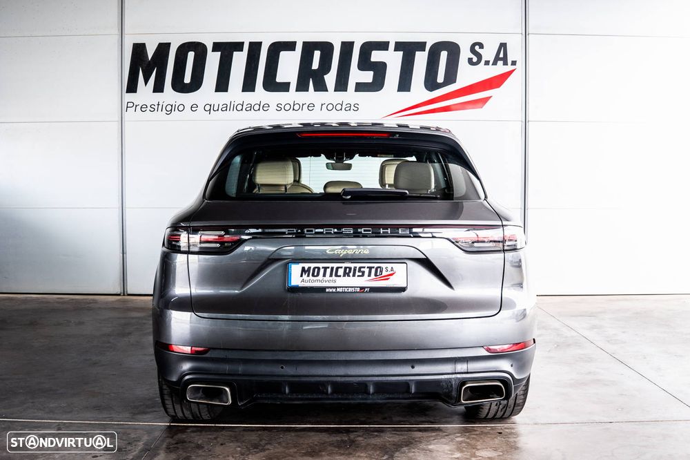 Porsche Cayenne - 7
