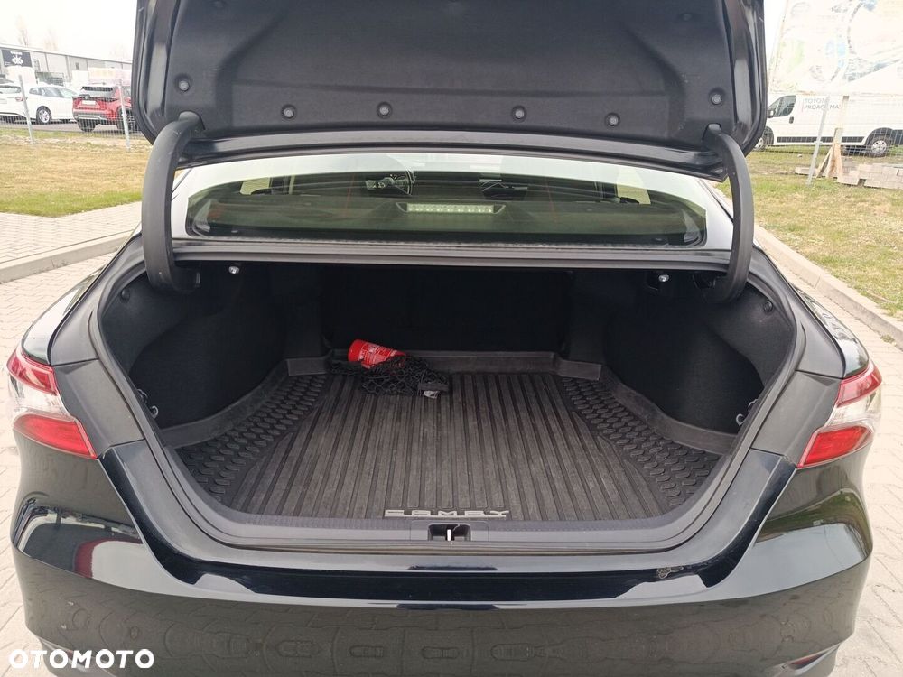 Toyota Camry 2.5 Hybrid Comfort CVT - 13