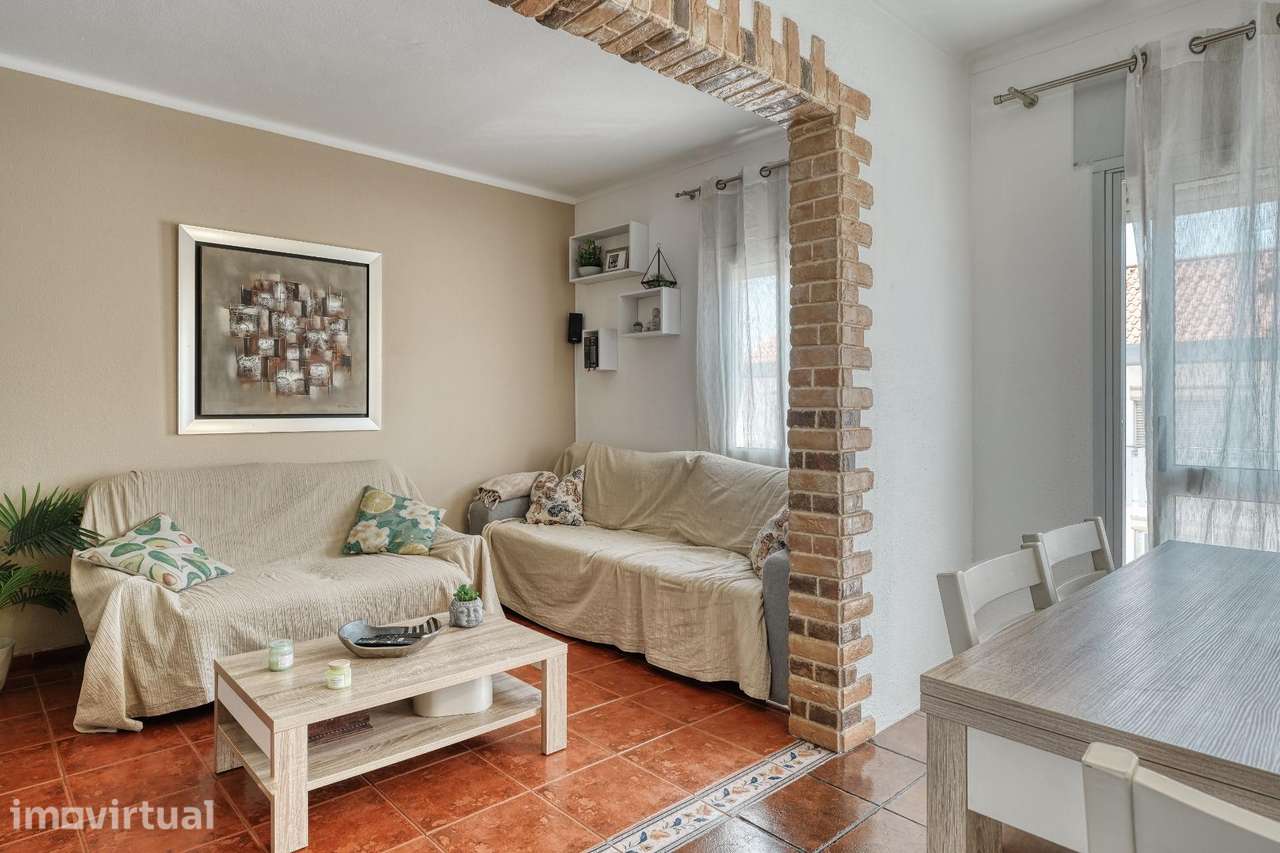 Apartamento T3+1 com Sótão em Mira Sintra, Agualva-Cacém - Grande imagem: 3/23