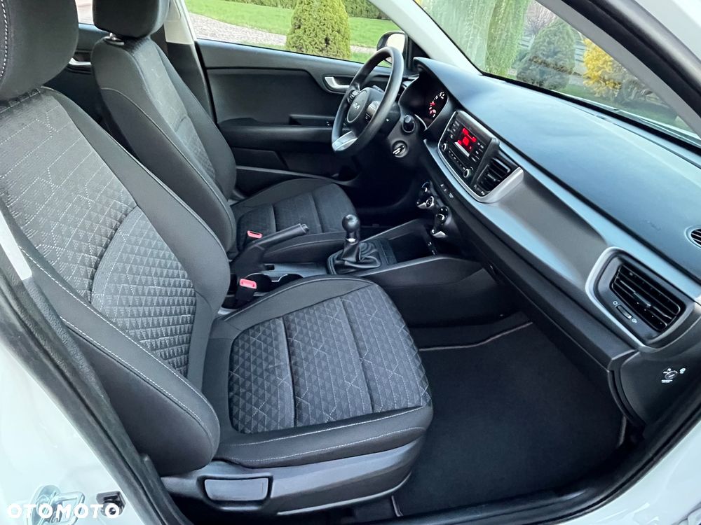 Kia Rio 1.2 M - 20