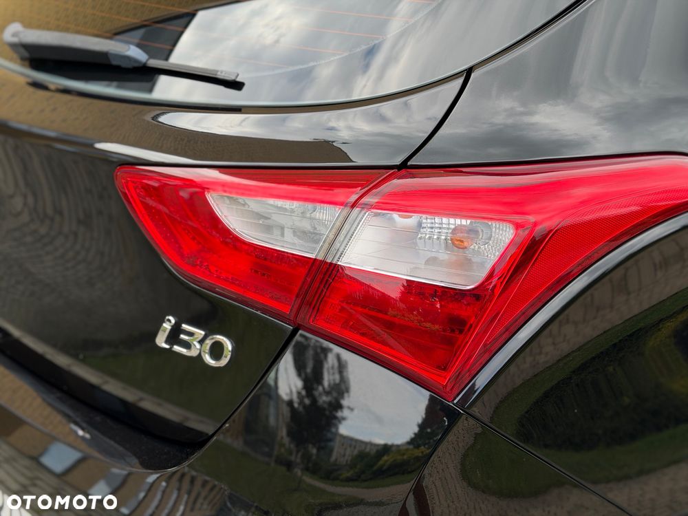 Hyundai i30 1.4 Premium - 16