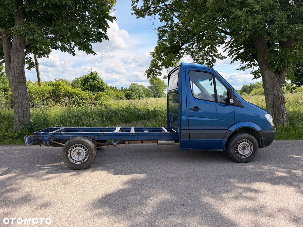 Mercedes-Benz Sprinter - 4