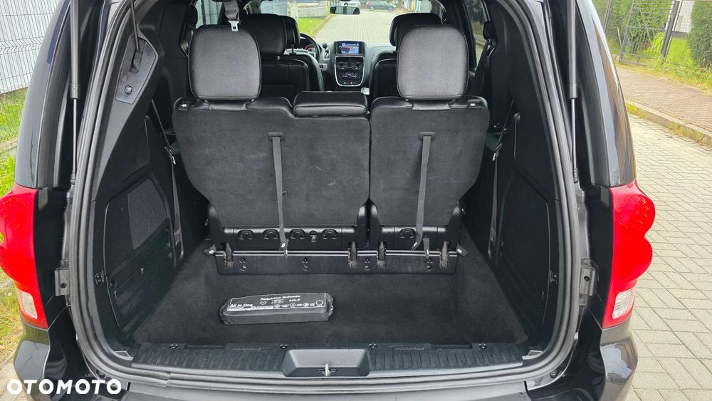 Dodge Grand Caravan 3.6 R/T - 19