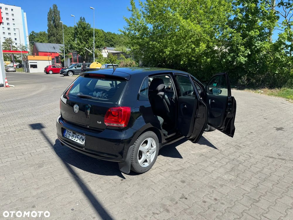Volkswagen Polo 1.4 16V Comfortline - 8
