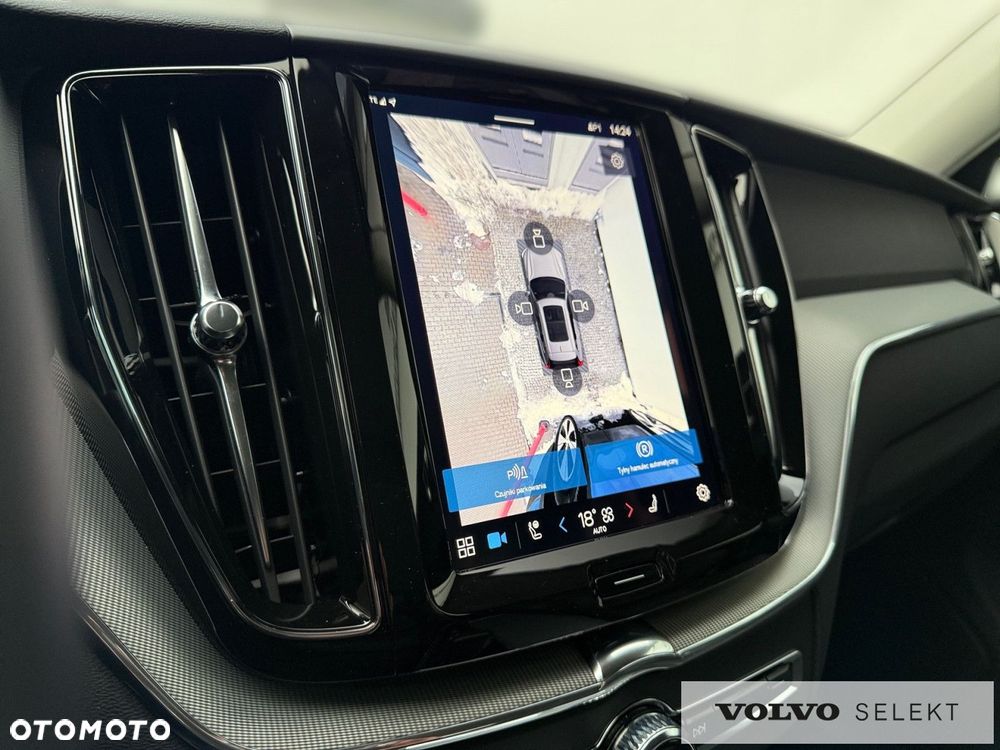 Volvo XC 60 - 22