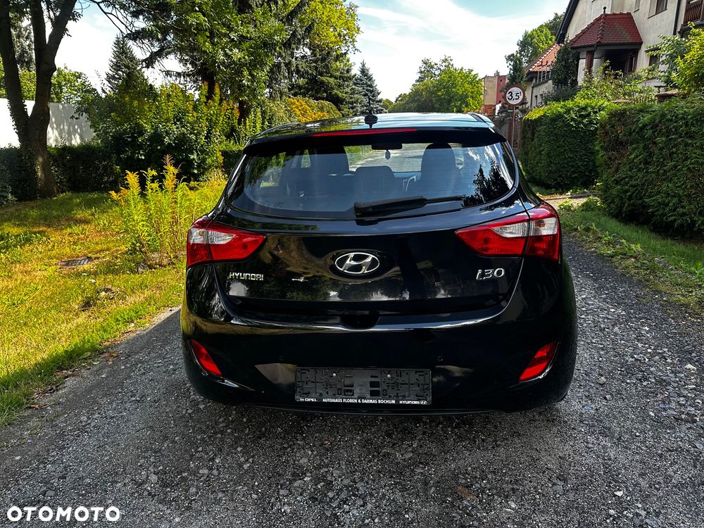 Hyundai i30 1.4 Premium - 11