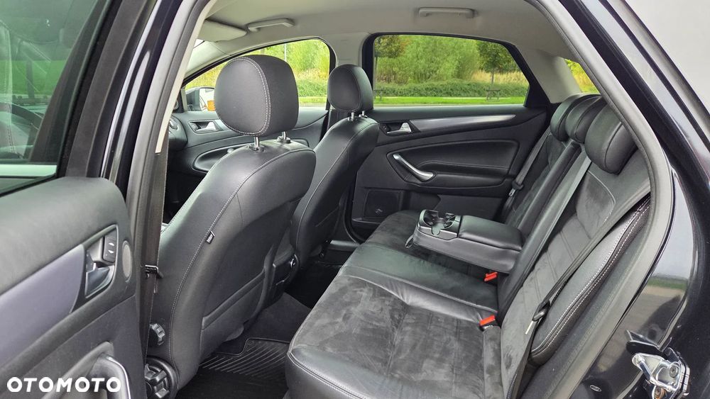 Ford Mondeo Turnier 2.2 TDCi Titanium - 18