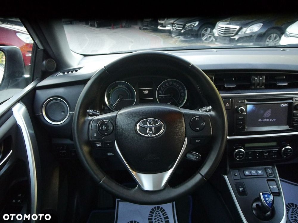 Toyota Auris - 17