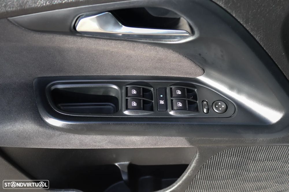 Fiat Tipo Station Wagon 1.3 M-Jet Lounge Tech - 21