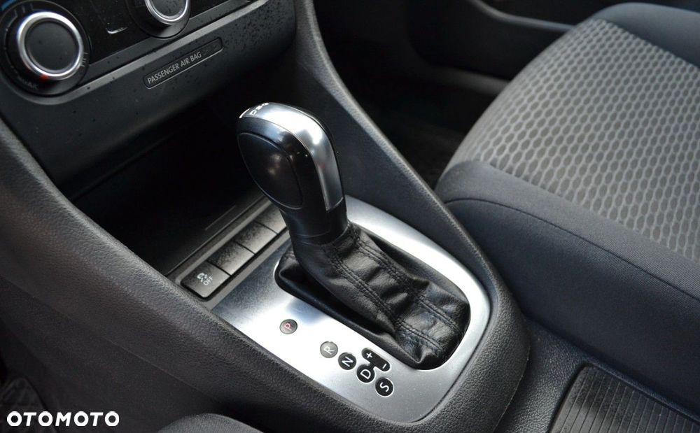 Volkswagen Golf - 21