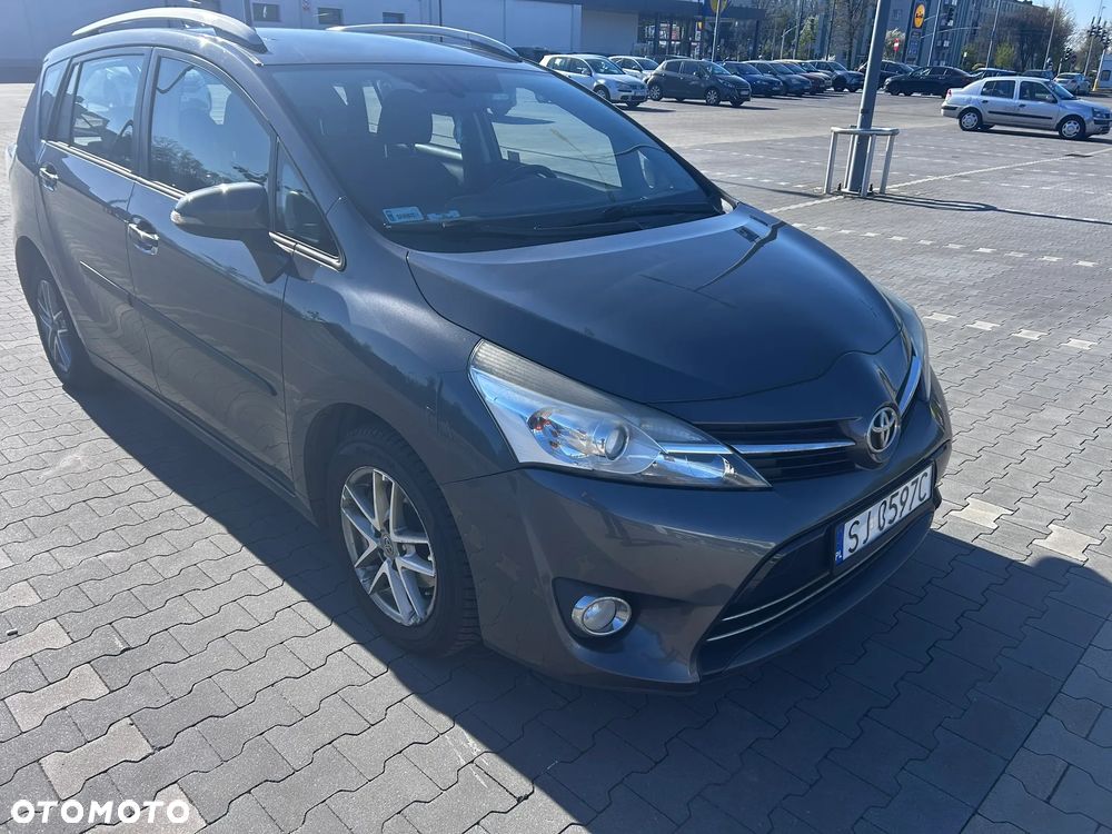 Toyota Verso 1.6 D-4D Prestige 7os - 2