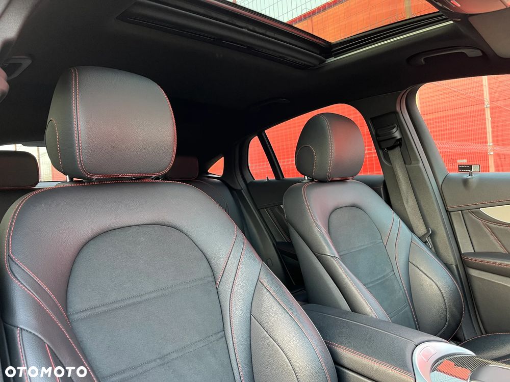 Mercedes-Benz GLC AMG 43 4Matic AMG Speedshift TCT 9G - 32