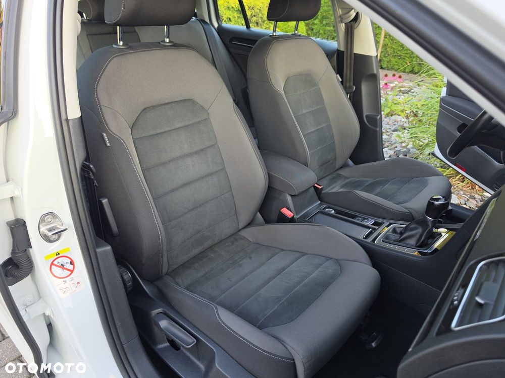 Volkswagen Golf 1.5 TSI ACT (BlueMotion Technology) Highline - 22