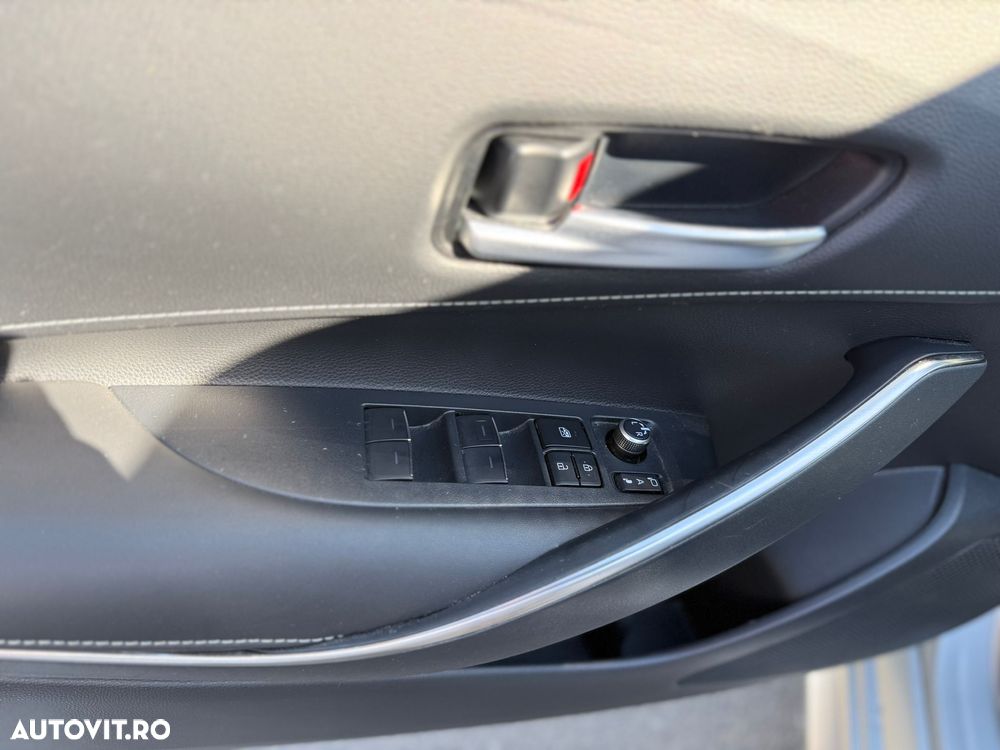 Suzuki Swace 1.8 E-CVT HEV Passion - 13