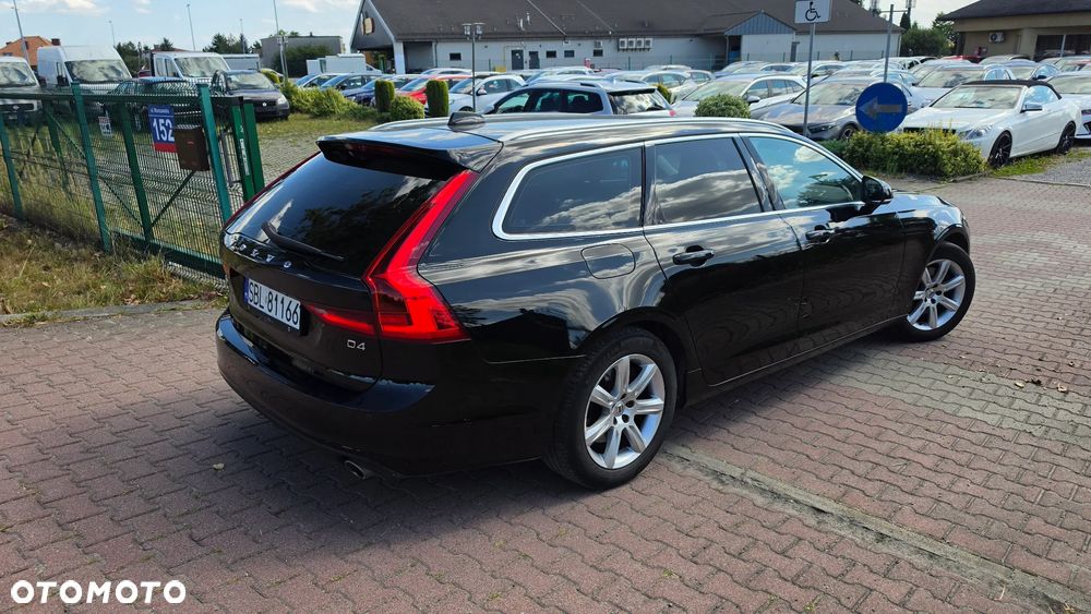 Volvo V90 D4 Geartronic Momentum - 3