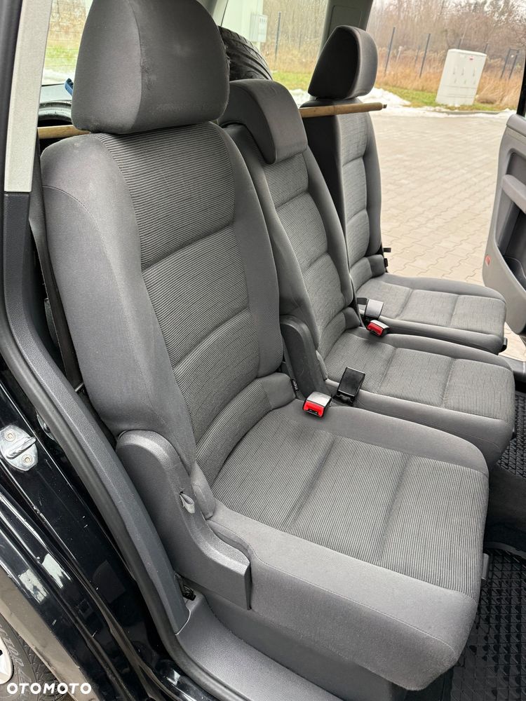 Volkswagen Touran 1.9 TDI Trendline - 25