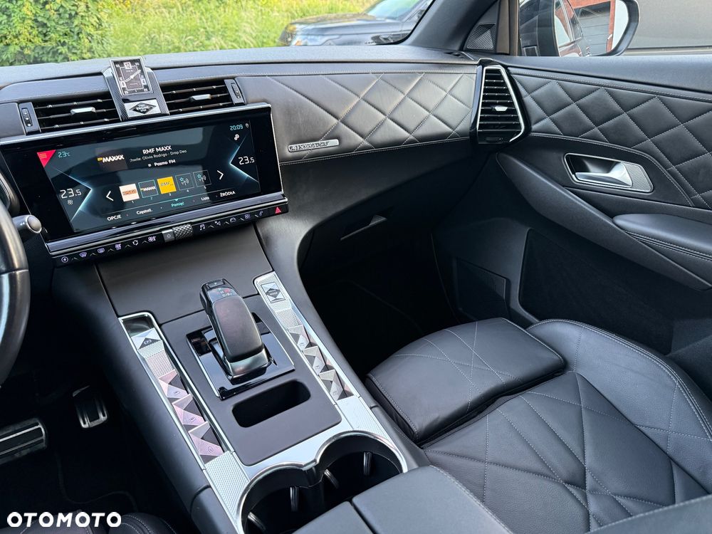 DS Automobiles DS 7 Crossback - 26