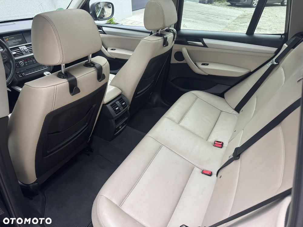 BMW X3 20d xDrive - 23