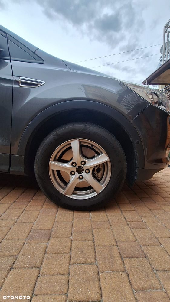 Ford Kuga 2.0 TDCi 2x4 Trend - 11