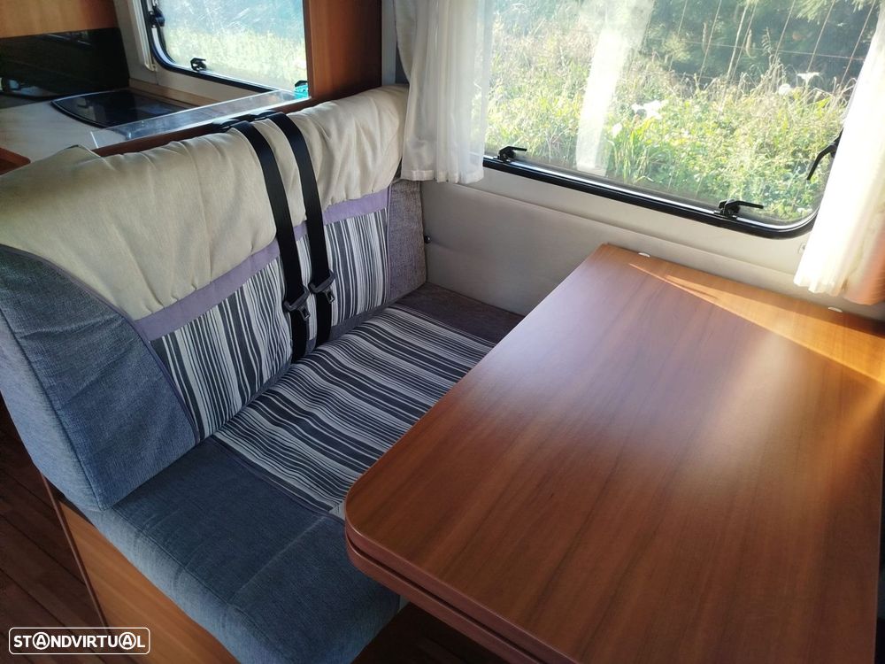 Knaus Südwind Sky wave.  Cama basculante E SUÍTE - 12