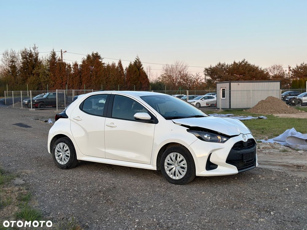 Toyota Yaris - 20